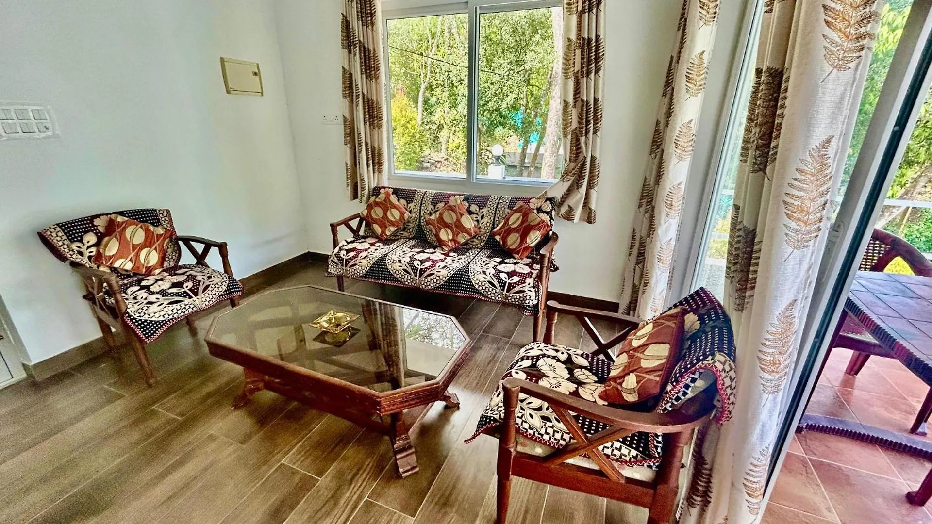 Misty Heights Peermade - Private Mountain Villa Retreat Vandiperiyār