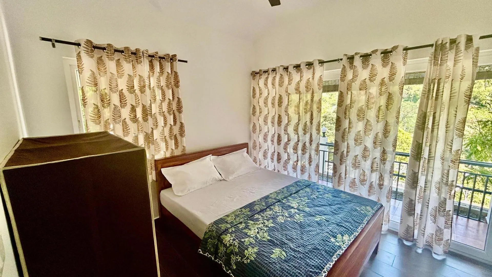 Misty Heights Peermade - Private Mountain Villa Retreat Vandiperiyār